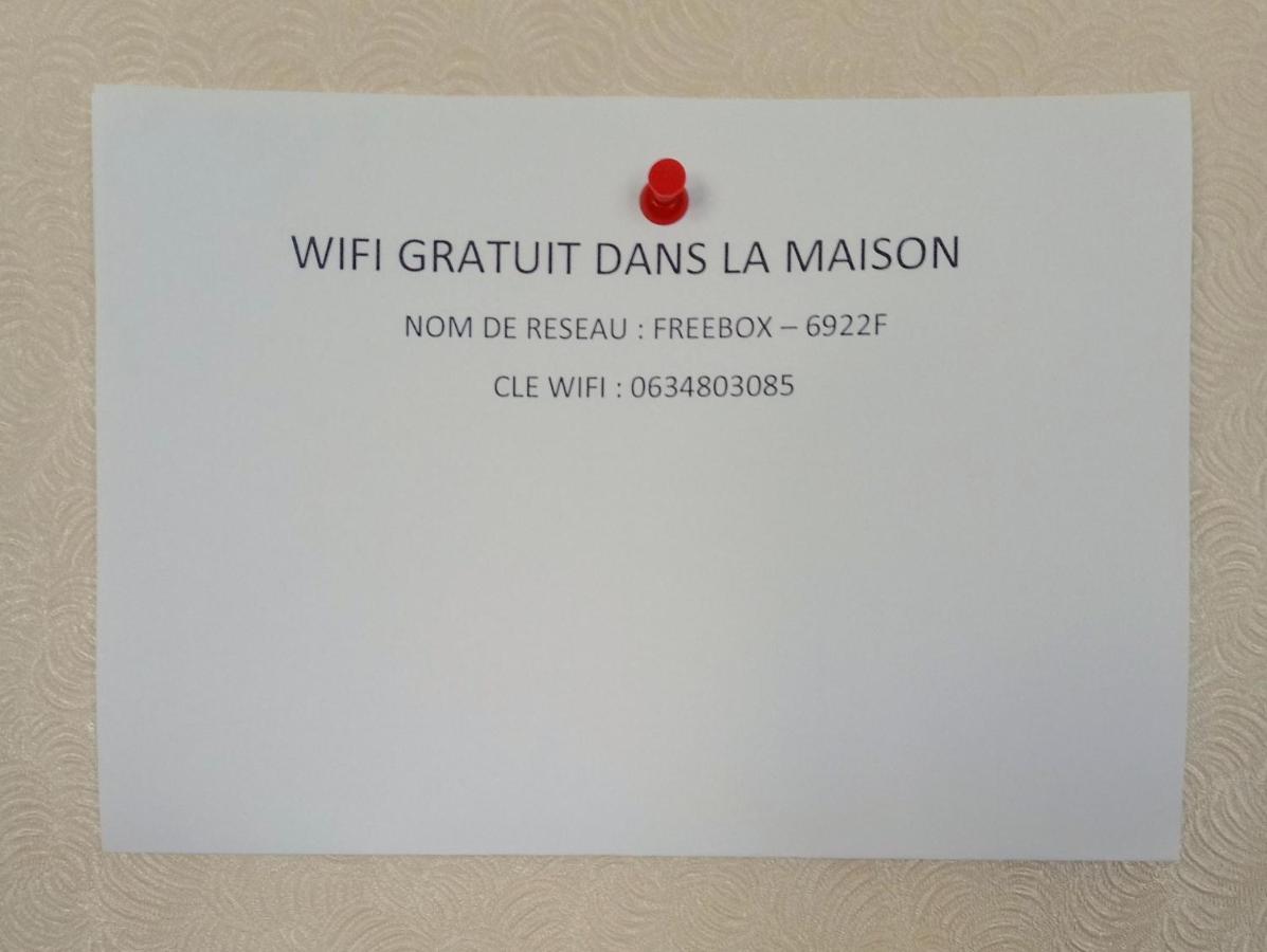 Maison Entiere Avec Parking, Garage Et Jardin Montluçon Dış mekan fotoğraf